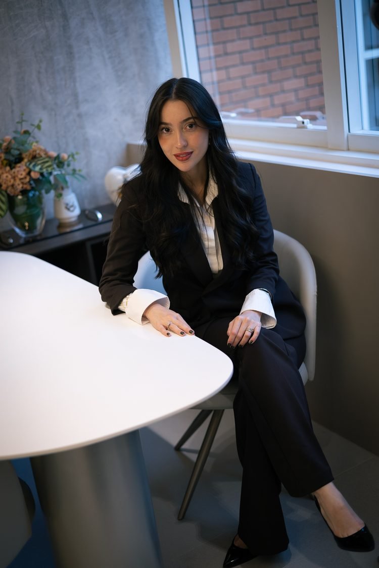 Dra. Beatriz Bastos — Instituto Florenza